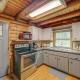 Hot Tub, Fire Pit Waynesville Getaway Near Hiking, Кантон (фото 9)