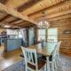 Hot Tub, Fire Pit Waynesville Getaway Near Hiking, Кантон (фото 10)