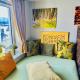 Stylish free parking Studio central with balcony, Ålesund - Foto 5