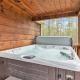 Cabin in the Woods with Hot Tub & Games, Sevierville - Fotografie 3