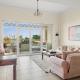 VayK - Beachfront 1BR in Palm Jumeirah with Sea Views, Dubaj - Fotografie 3