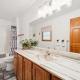 Spacious 4BR Lakefront Cottage - Perfect for Groups, Lincoln Junction (fotografie 5)