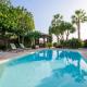 Villa Pontus - stunning views & privacy in beautiful garden with pool & hot tub, Kuklia (zdjęcie 4)