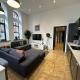 Modern 2 Bed City Centre Apartment
