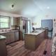 Resting Point - Hot Tub, Firepit, Spacious 4-BR Home, Rogers (fotografie 7)
