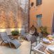 Apartment in Lucca with Private Courtyard - Fotografie 1