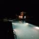Kattegadde Homestay - Swimming Pool and Rooms with Private Balcony By Dazzle Destinations, Chikmagalur - Foto 3