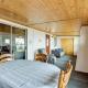 Hike, Fish and Explore Lakefront Cottage in Baldwin, Baldwin (fotografie 4)
