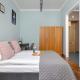 Charming Apartments with Desk in Downtown Cracow by Noclegi Renters Kraków - Zdjęcie 9