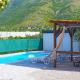 Twins Land, Mostar (fotografie 6)