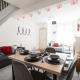 Beatles Themed Home near Anfield, sleeps 7, Garden, Contractors, Games