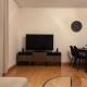 Cozy 2-Bedroom Retreat Near Subway and City Center, Wiedeń - Zdjęcie 3