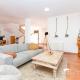 Villa Serranita - Stylish Holiday Home with Views and Air Conditioning 15 mins to Sitges, Olivella (zdjęcie 8)