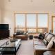 Peaceful Getaway with Hot Tub - Views - Evergreen, Evergreen (foto 2)