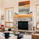 Peaceful Getaway with Hot Tub - Views - Evergreen, Evergreen (foto 8)