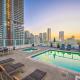 DTLA 2BR Loft with Hot Tub & Rooftop Pool!, Los Angeles - Foto 6