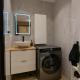 Stylish Living in Kompleks Reina - 1BD with desk by Flat Manager, Sofía - Foto 3