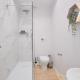 Camera con bagno privato, balcone, parcheggio gratis, 20 min dal Colosseo, Рим - Фото 7