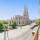 Appartement Place Pey Berland avec balcon et parking Bordeaux - Photo 3