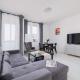 Fabryczna Modern Apartment with Balcony & Parking in Cracow by Noclegi Renters Cracovia - Foto 4