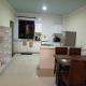 classy executive two bedroom apartment with fully equipped gym ample parking space swimming pool children playing ground and amazing scenic views, Nairobi - Foto 7