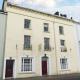 Spacious 6 bedroom retreat in Milford Haven