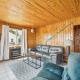 Lake Views with Big Windows & Bath, Oscoda (фото 2)