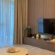 Canal View 1BR - Business Bay - Fully Furnished, Dubaj - Fotografie 4