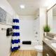 Cozy Unit Conveniently Located Pool View, Los Angeles - Foto 9