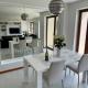 Modern 2BR appartment with spacious terrace, Jūrmala (fotografie 8)
