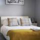 5 Bed House - Sleeps 10 - Garden - Parking - Wifi, Aylesford (Foto 6)