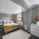 5 Bed House - Sleeps 10 - Garden - Parking - Wifi, Aylesford (Foto 8)