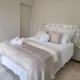 Villa Francisco Bed & Breakfast Solar Power, Germiston - Foto 10