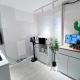 10 seconds to the subway station, 15 minutes to Gangnam, 20 minutes to Jamsil, 3 bedrooms, 2 bathrooms, Seoul - Photo 3