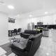 Spacious 2 Bedroom Suite in Edmonton, Canada, Edmonton (foto 2)