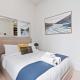 slick city apartment, Окленд - Фото 8