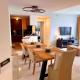Modern Condo with Bayfront Balcony in Prime Location Miami - Foto 8