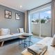Cozy 2BR Getaway - Private Hot Tub & Bath Retreat, Bath - Foto 4