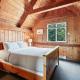 Bear Coast, Cabin with Hot Tub, Patio, and Waterview Ucluelet - Foto 4
