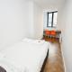 Sleek 2 Bedroom Apartment in Central Manchester, Manchester - Photo 4