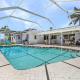 Luxurious & Adventurous Getaway - Villa Waterfront Escape - Roelens Cape Coral - Foto 8