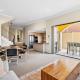 Pyramids Hideaway with Pool - Walk to Beach and The Cut Golf Course, Dawesville (foto 8)