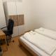 Peaceful 2BR Apartment 15-Min to Ottakring Station, Vienne - Photo 3