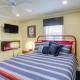 1 Block to Beach Home with Hot Tub in Port Clinton!, Port Clinton (fotografie 9)