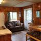 Cabin 7 - Cozy classic cabin on the lake shore with private deck, Deer River (photo 4)