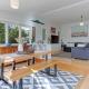 Perfect Family Home in Central Auckland, Окленд - Фото 1