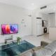 2BR Apartment with Balcony Near Food Shop and Transit, Brisbane - Fotografie 3