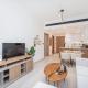 Modern JVC Apartment Sleeps 3 with City Views, Dubai - Foto 2