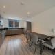 Spacious 3 Bed in Stratford, London with Free Parking & Wi-Fi, Londýn - Fotografie 3