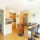 Stylish Two-Bedroom Flat in Marylebone, London - Photo 8